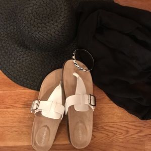 Brendan Madden Girl NWT Sandal’s